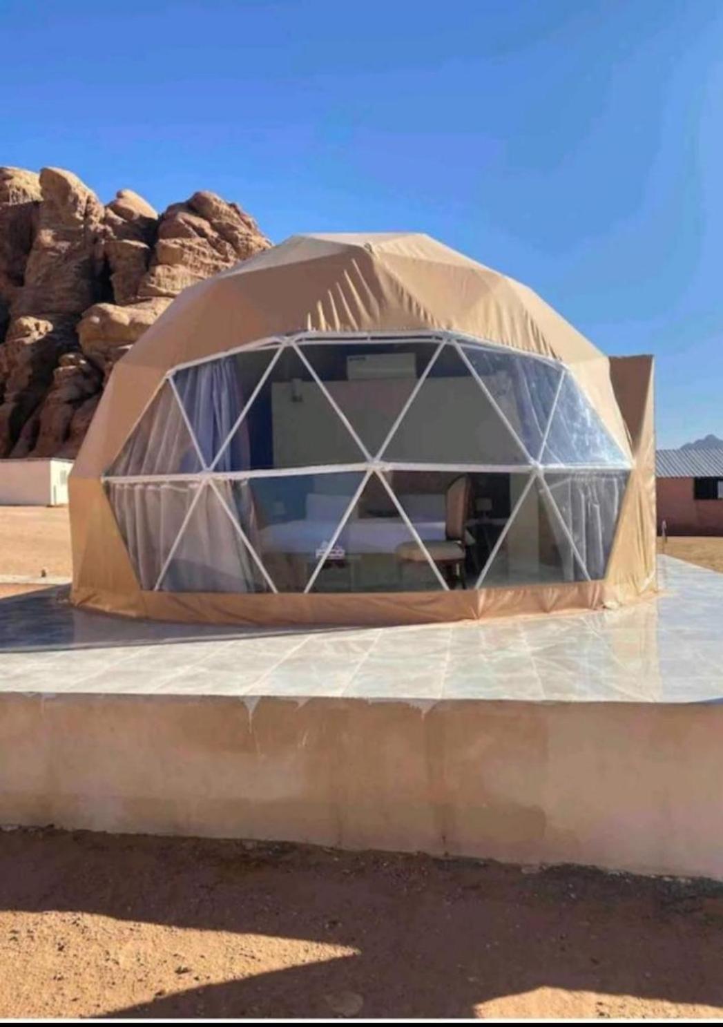 Titanic Camp Bed & Breakfast Wadi Rum Exterior photo